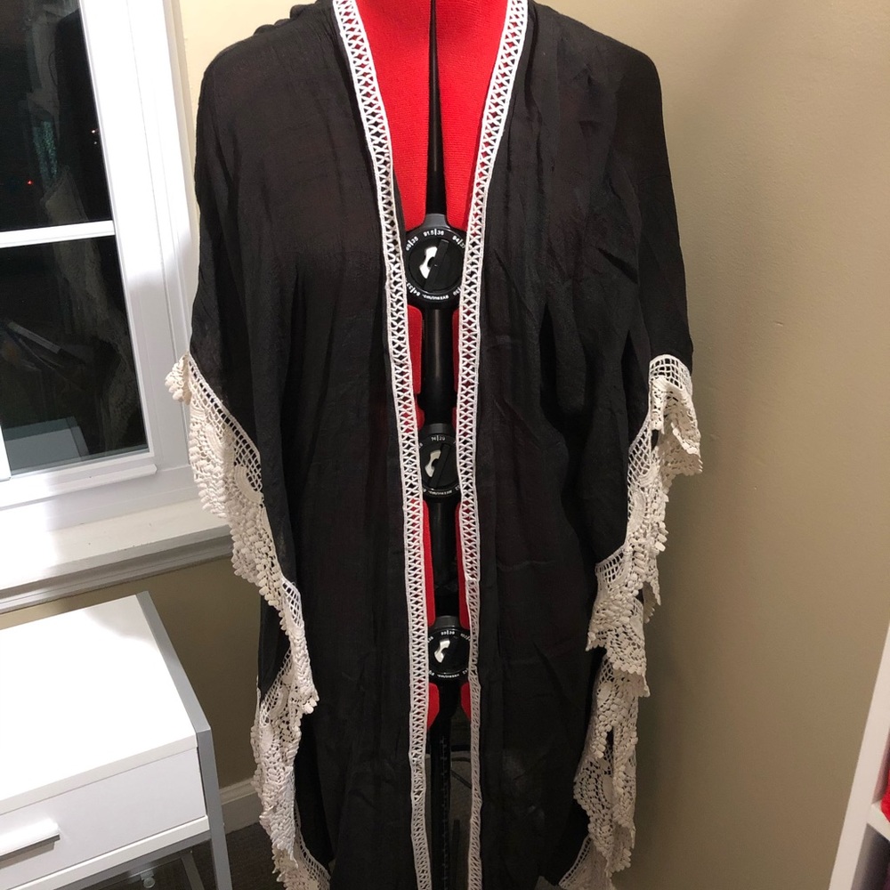 NWT Umgee Black Lace Cover-up